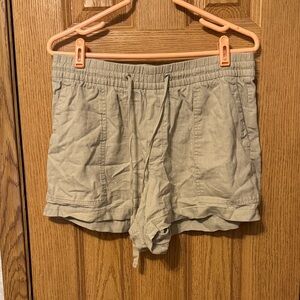 GAP Beige Textured Shorts